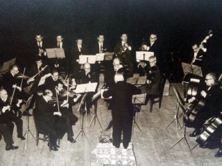 Concierto de la Orquesta de Cámara, en la sala de la Agrupación Artística, el 9 de Julio de 1968. La dirección, estuvo a cargo del Prof. Ramón Ros.