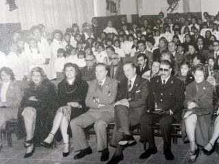 Festejo patrio en el Instituto Brumana. (Década de 1980).