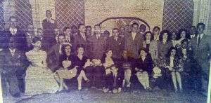 Conjunto teatral del Club Atlético La Pampa, que integró el poeta Oscar Ranni, en la temporada de 1947.