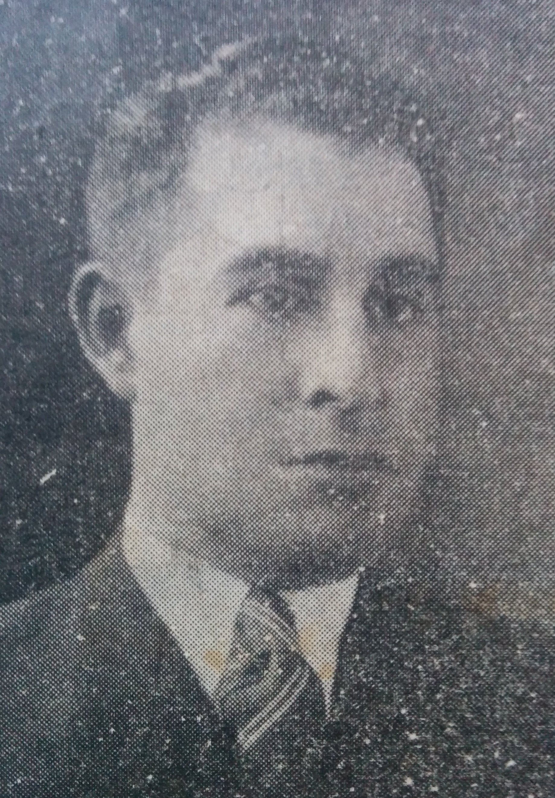 El poeta Rodolfo López, en una fotografía juvenil. Nacido en 1901, falleció en 1976.