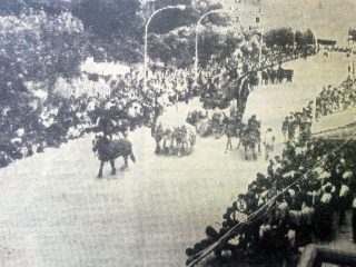 Imágenes fotográficas, de distintos desfiles criollos y evocativos,  de la Fiesta Argentina de la Tradición, aquí, en nuestra ciudad (Décadas de 1970 y 1980).