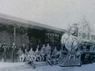 Personal y Operario de la Estación de la Estación, en la década de 1920.