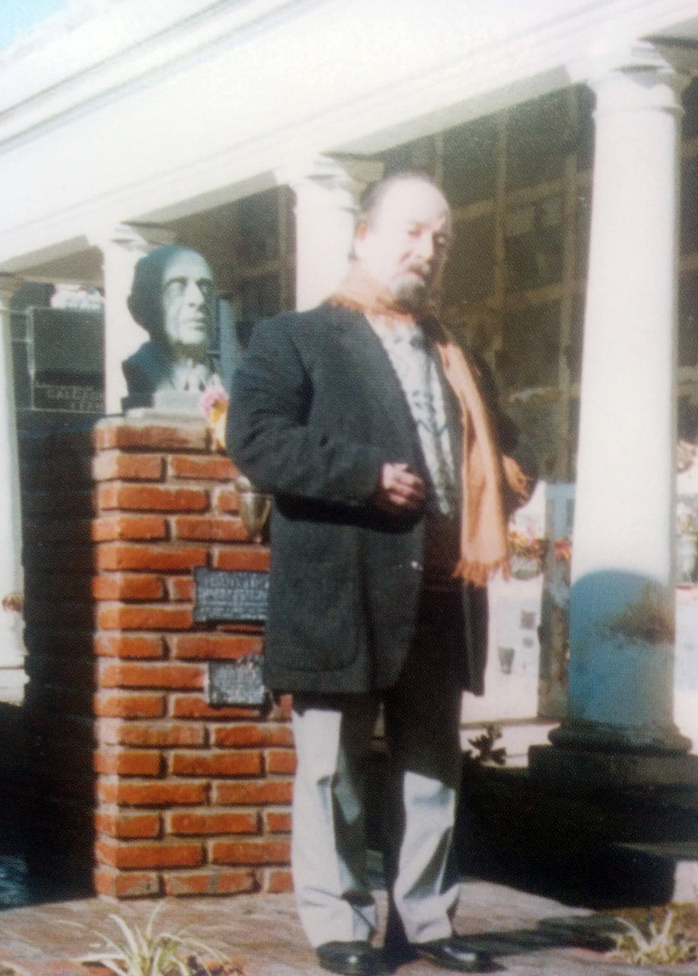El poeta, escritor y periodista, Alberto Lindolfo Boluntieri (1936-2009).