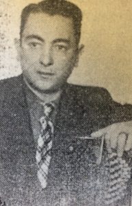 El músico, director de orquesta, compositor y docente, Luis Esteban Fontana, nacido en 1911 y fallecido en 1978. En la década de 1950, fue jefe del Archivo Municipal.