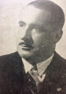El talentoso y brillante pintor y docente, profesor Edelmiro Volta (1901-1970). Ejerció la enseñanza, aquí, en nuestra ciudad de Chivilcoy, en las aulas de la Escuela Normal "Domingo Faustino Sarmiento", y del Colegio Nacional "José Hernández" (Décadas de 1930, 1940 y 1950).