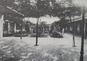 La antigua sede, del viejo Colegio Nacional «José Hernández», de Chivilcoy, ubicada, en la intersección de las calles, San Lorenzo y Garibaldi. Allí, hubo de funcionar, dicho establecimiento educacional, desde 1914 hasta 1939.