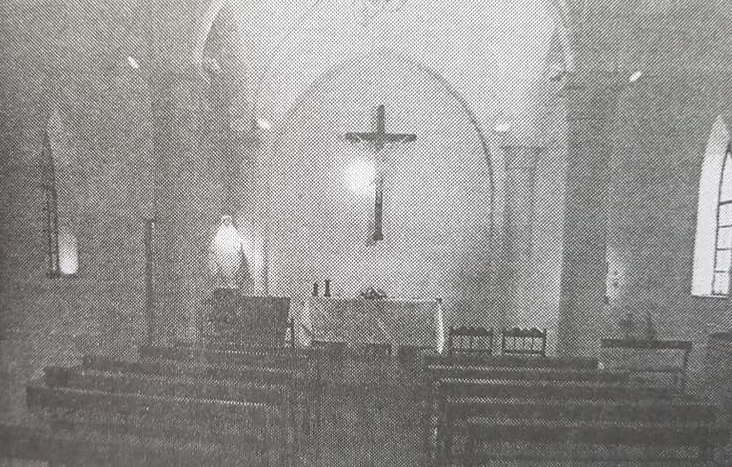 La Capilla del Colegio Nuestra Señora de la Misericordia, y una misa de Nochebuena, el 24 de diciembre de 1935.