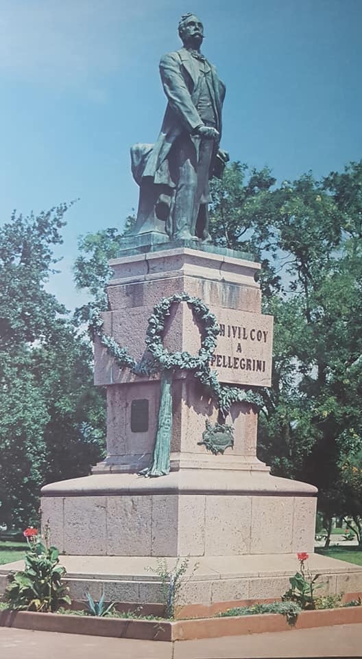 Un valioso libro sobre el Dr. Carlos Pellegrini y el monumento de Chivilcoy, inaugurado el 11 de abril de 1909.
