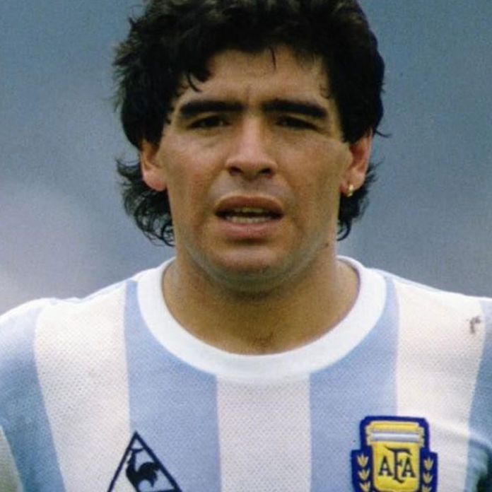 RECUERDO LUNFARDO A DIEGO MARADONA