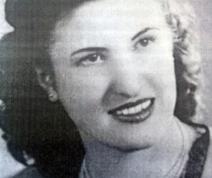 Adelina E. Dematti,foto juvenil.