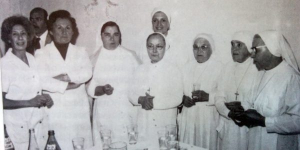 Las religiosas de la congregación «Hijas de San José», que se desempeñaron en el Hospital, desde 1928 hasta 1996.