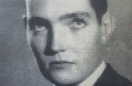 Fotografía juvenil, de Julio Florencio Cortázar, realizada, en 1941, por el fotógrafo y realizador cinematográfico, Ignacio Tankel (1912-1984).