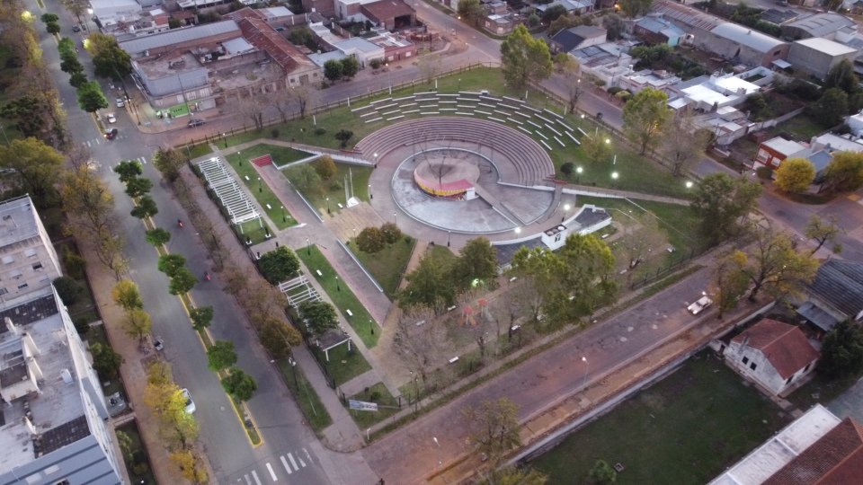 ¿Cuándo se inauguró el Anfiteatro Municipal “Pueblos Originarios»?