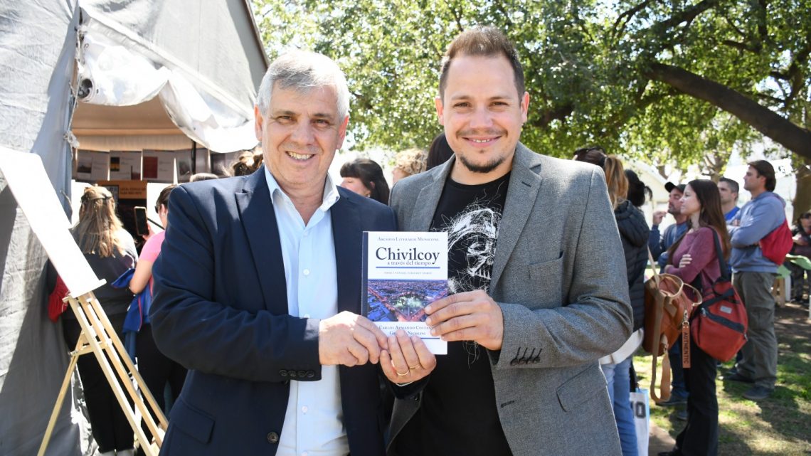 DEFENDER LA HISTORIA